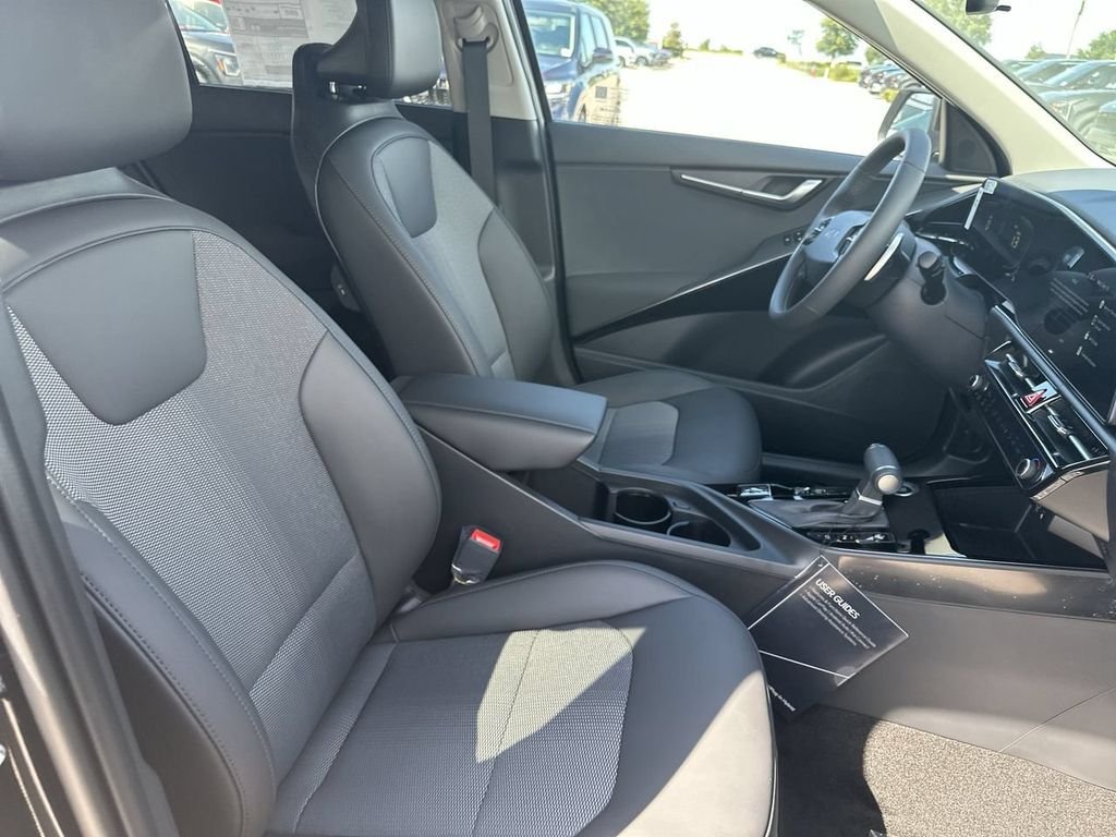 New 2026 Aurora Black Pearl Kia EX image 17
