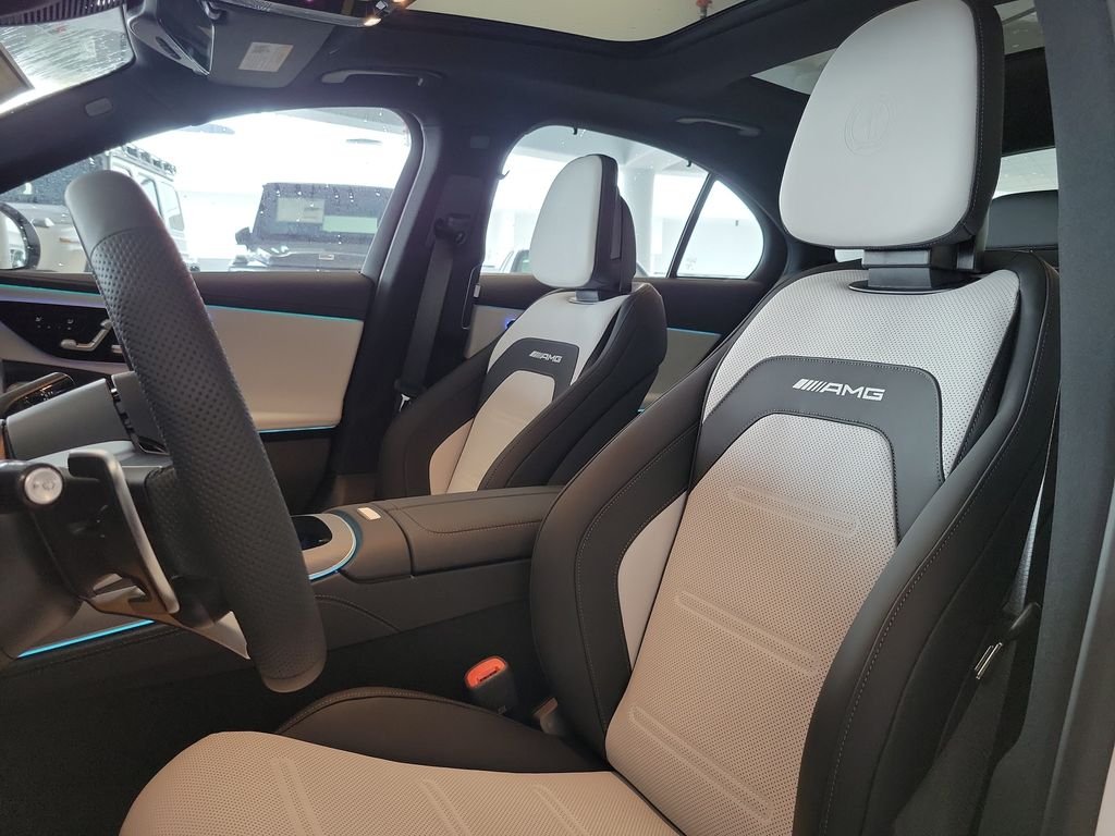 New 2027 MANUFAKTUR Moonlight White Magno Mercedes-Benz AMG® E 53 E 4MATIC+ Sedan image 19
