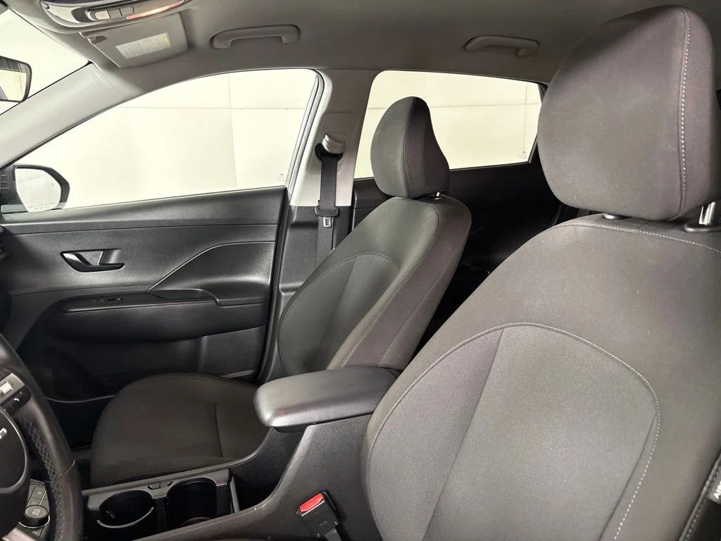 Used 2024 Gray Hyundai SEL image 26