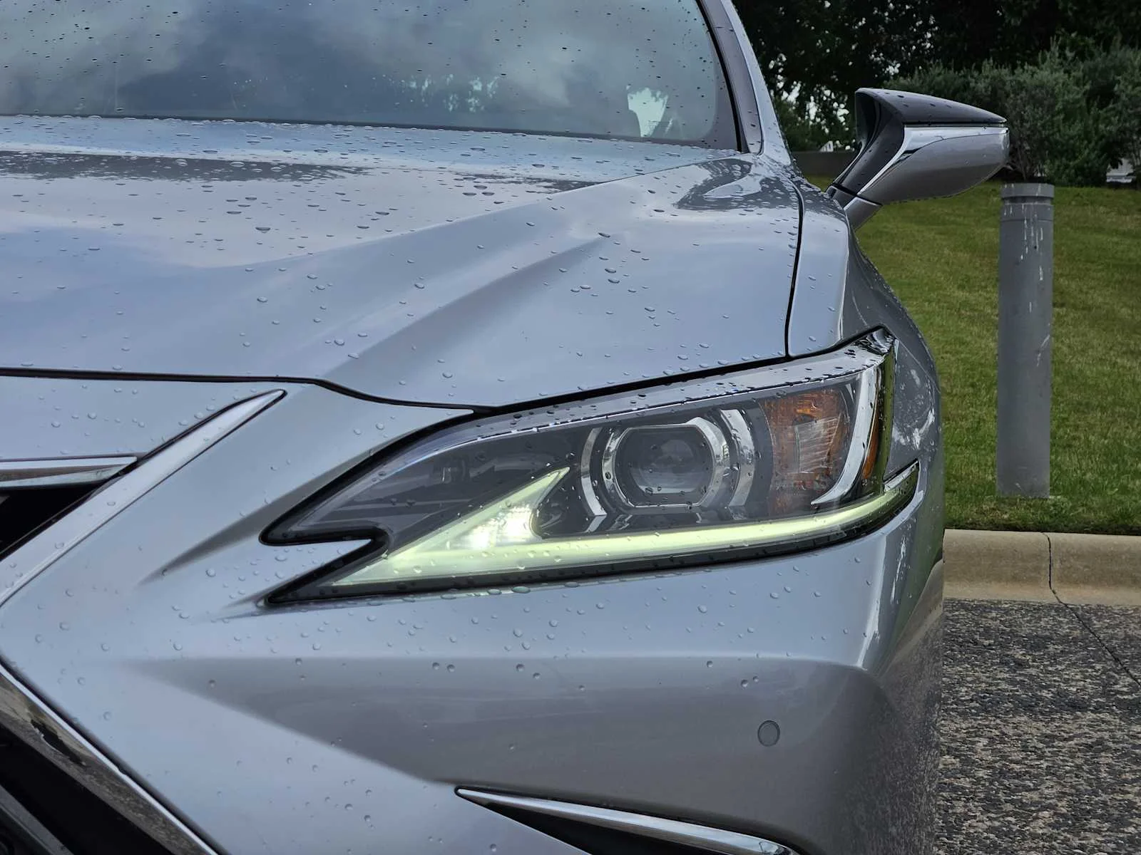 Certified Used 2025 IRIDIUM Lexus  image 6