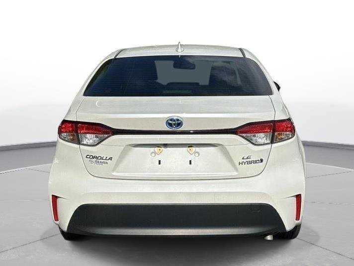 Used 2024 Wind Chill Pearl Toyota Hybrid LE image 7