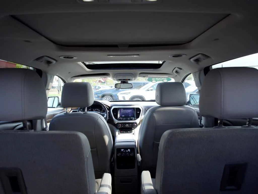 2023 GMC Acadia SLT - Photo 44