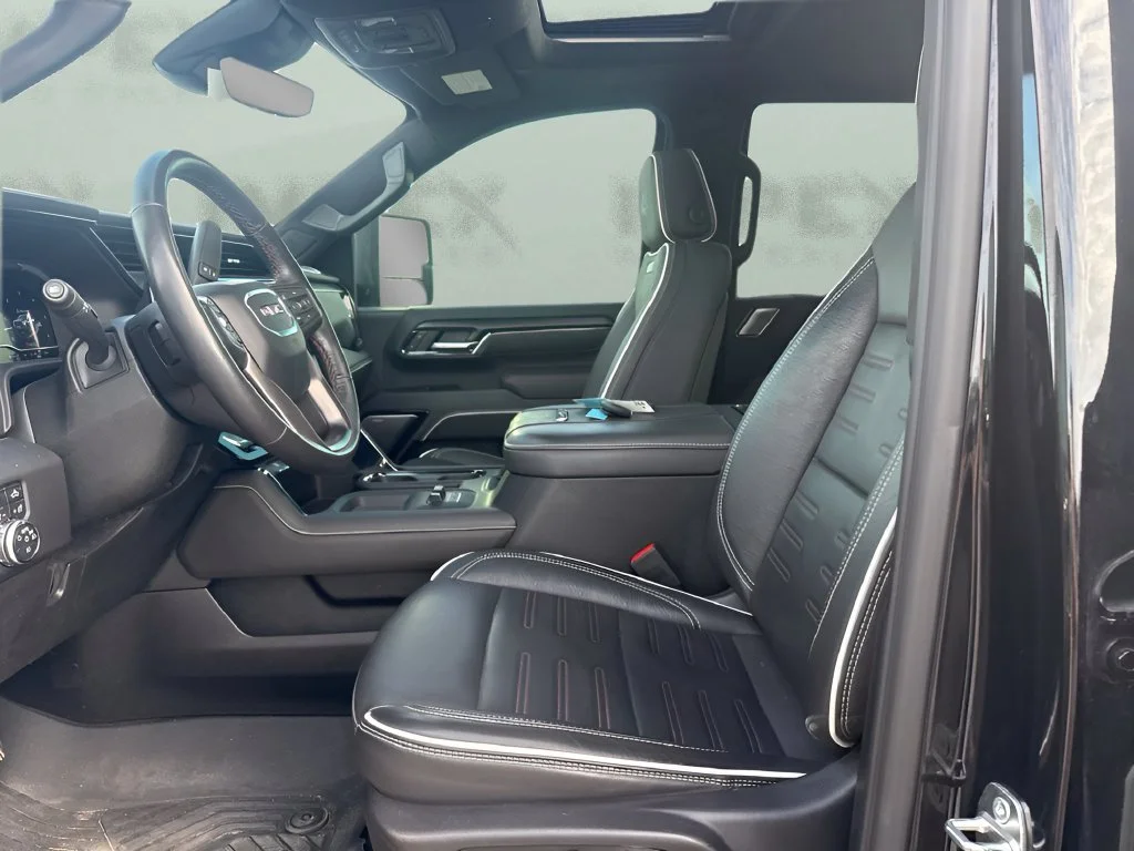 Used 2024 Onyx Black GMC AT4X image 9