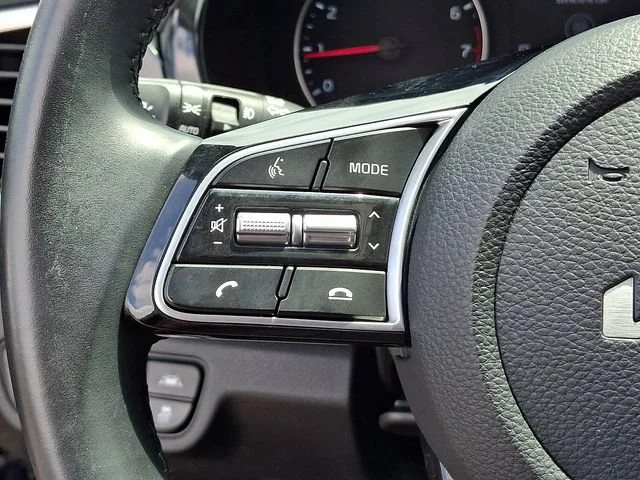 Used 2022 Blue Kia EX image 23