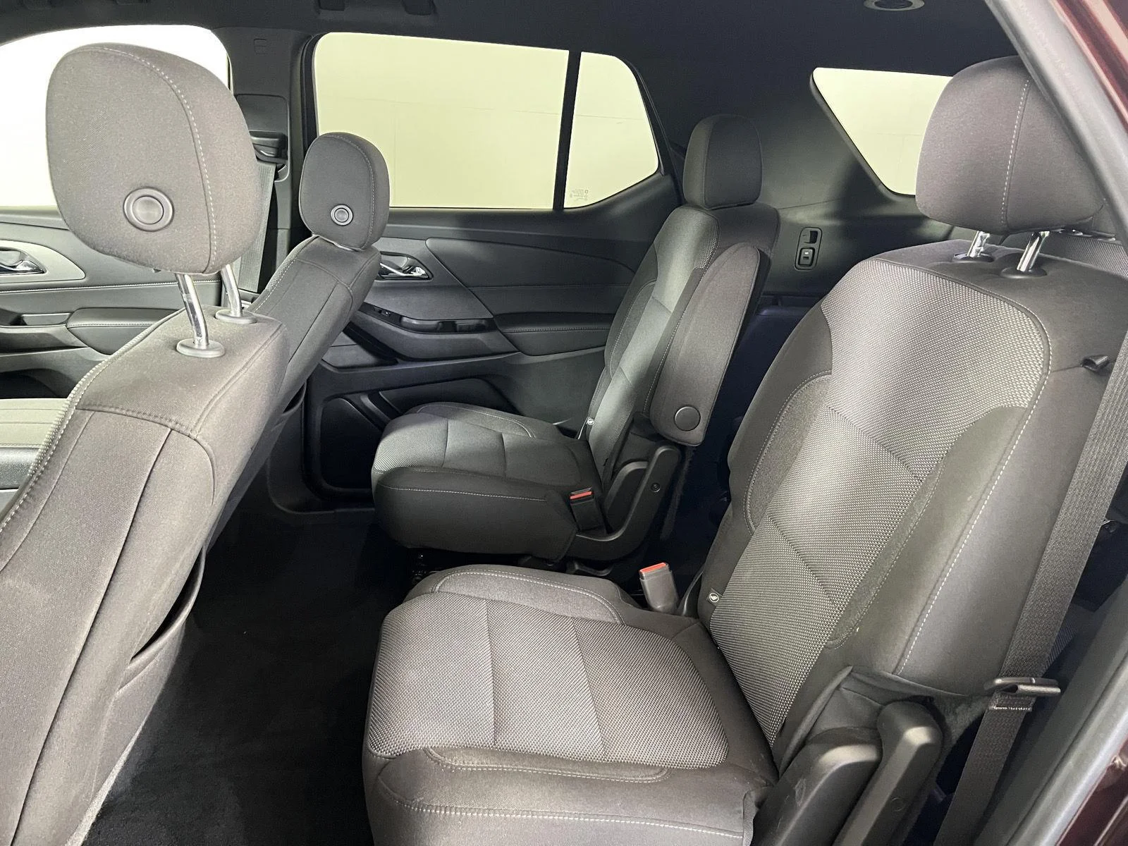 Used 2023 Black Cherry Metallic Chevrolet LT Cloth image 18