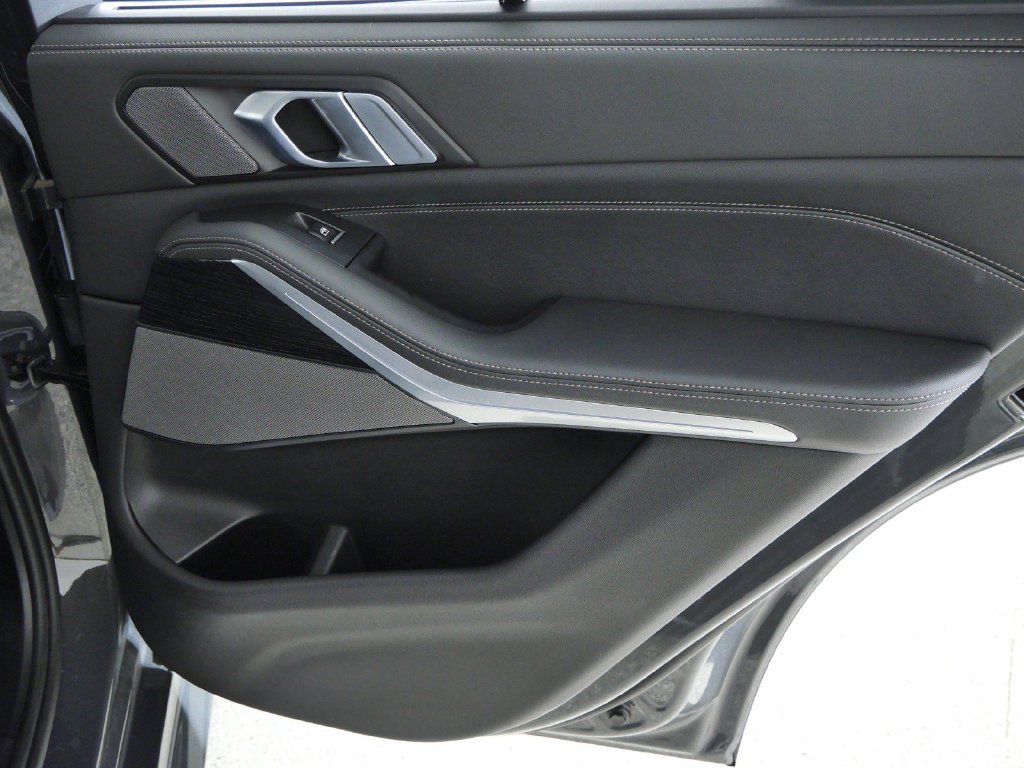 Certified Used 2024 Dravit Grey Metallic BMW M60i image 29