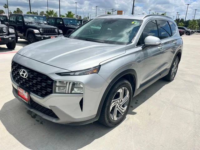 Used 2023 Silver Hyundai SEL image 3