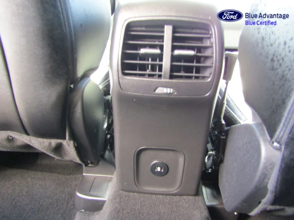 Certified Used 2025 Star White Ford Platinum image 33