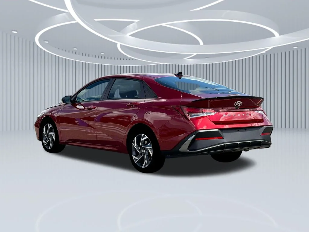 2025 Hyundai Elantra SEL - Photo 24