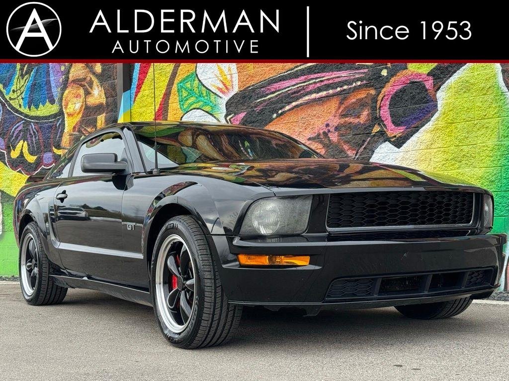 2006 Ford Mustang GT Deluxe