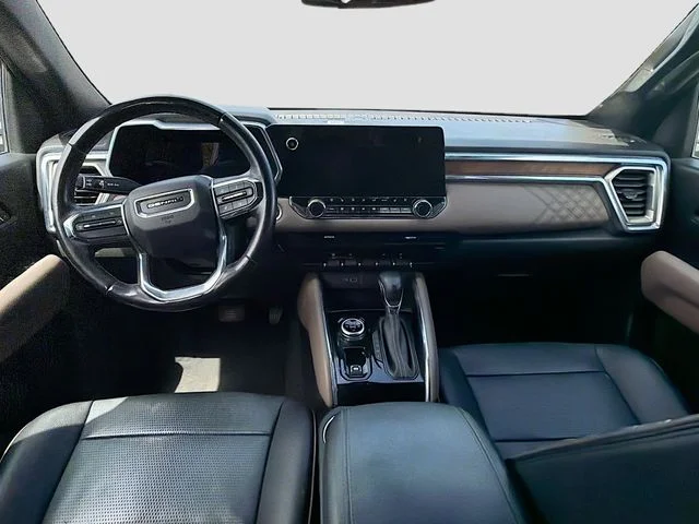 Used 2023 White GMC Denali image 16
