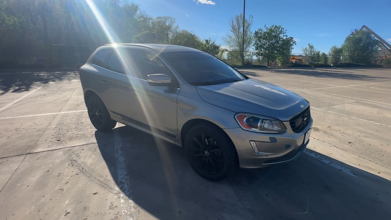 2015 Volvo XC60 T6 Platinum