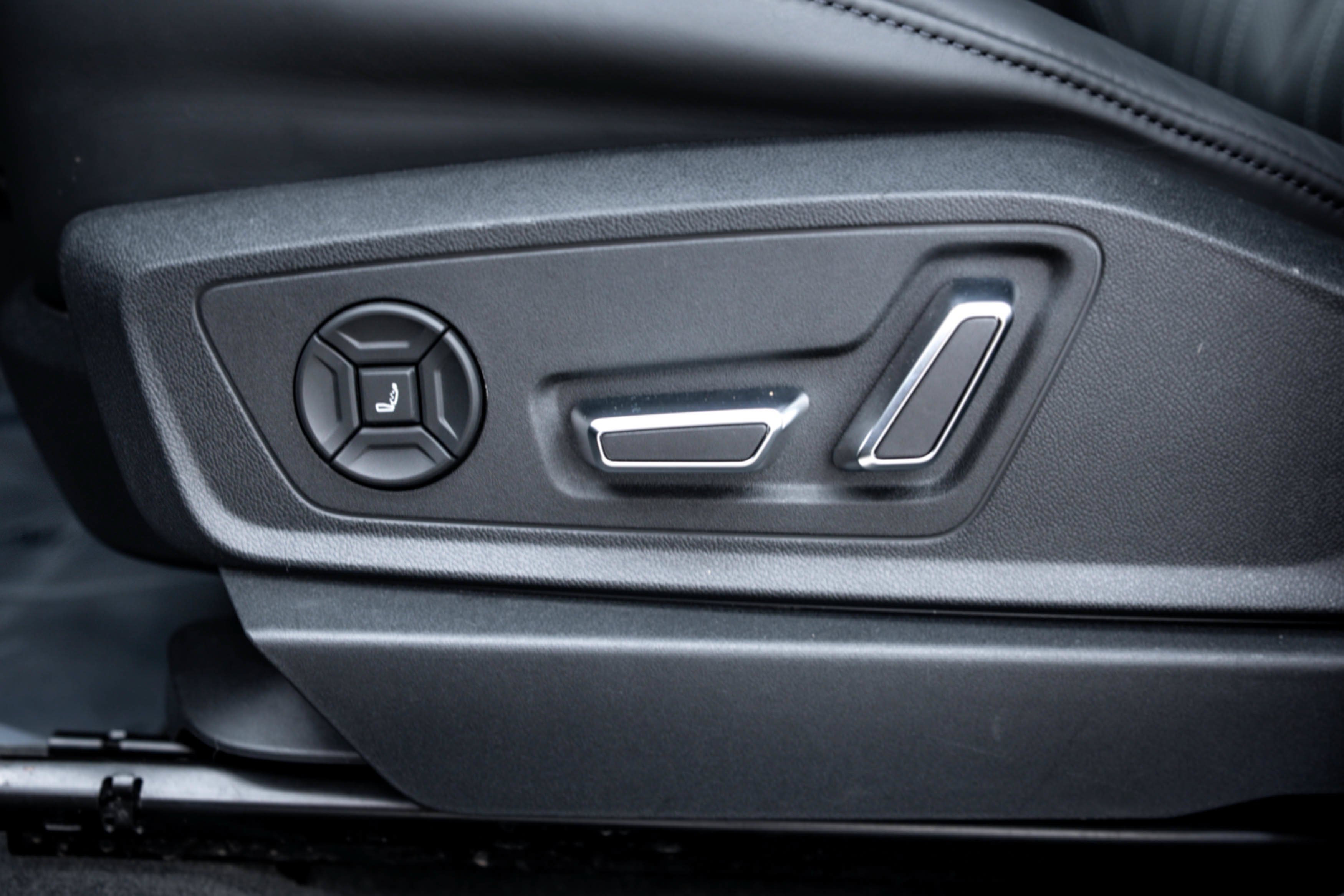 Certified Used 2024 Mythos Black Metallic Audi Prestige image 13