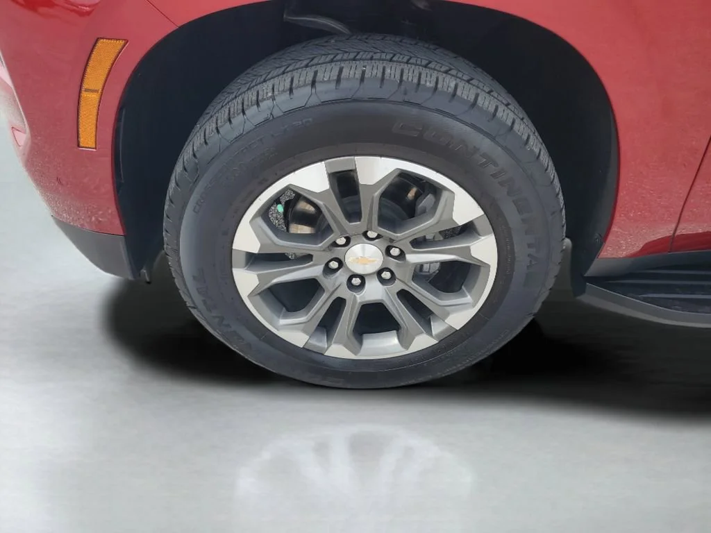 Used 2025 Radiant Red Tintcoat Chevrolet LT image 24