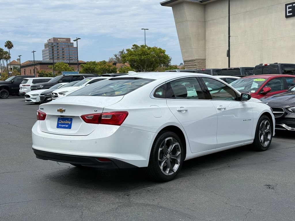 Used 2024 Summit White Chevrolet 1LT image 7