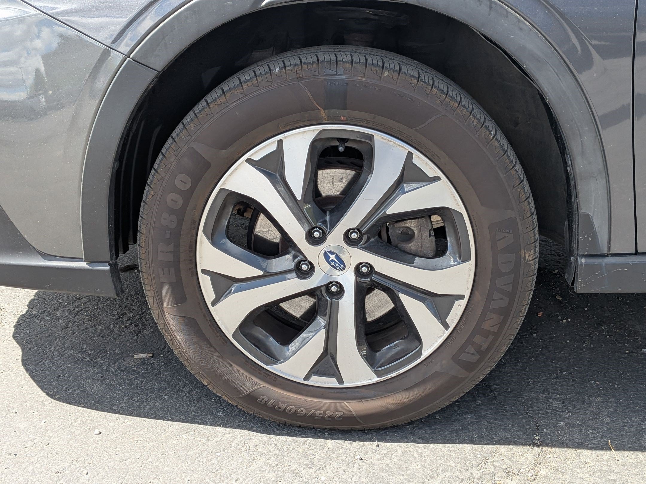 Used 2020 Magnetite Gray Metallic Subaru Limited image 12