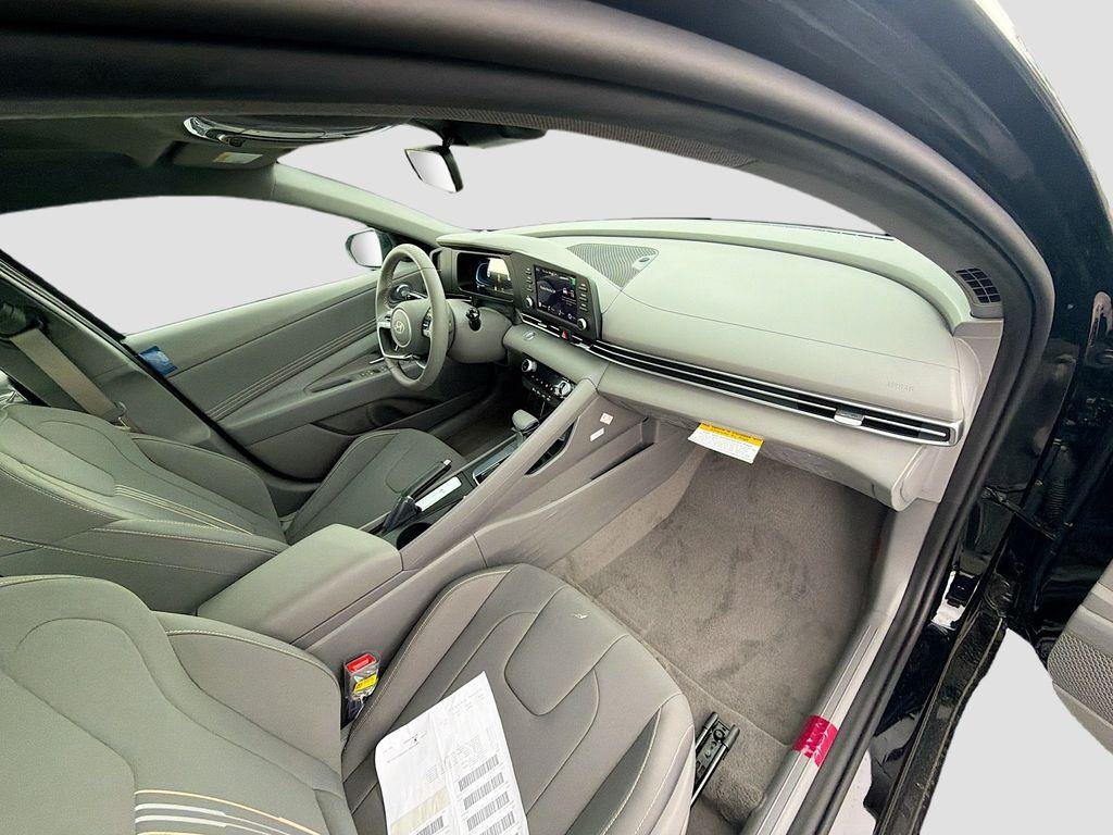 New 2026 Abyss Black Hyundai SEL Sport image 21