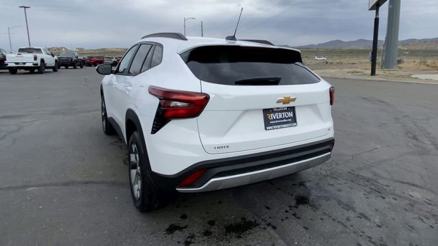 2026 Chevrolet Trax LT - Photo 7