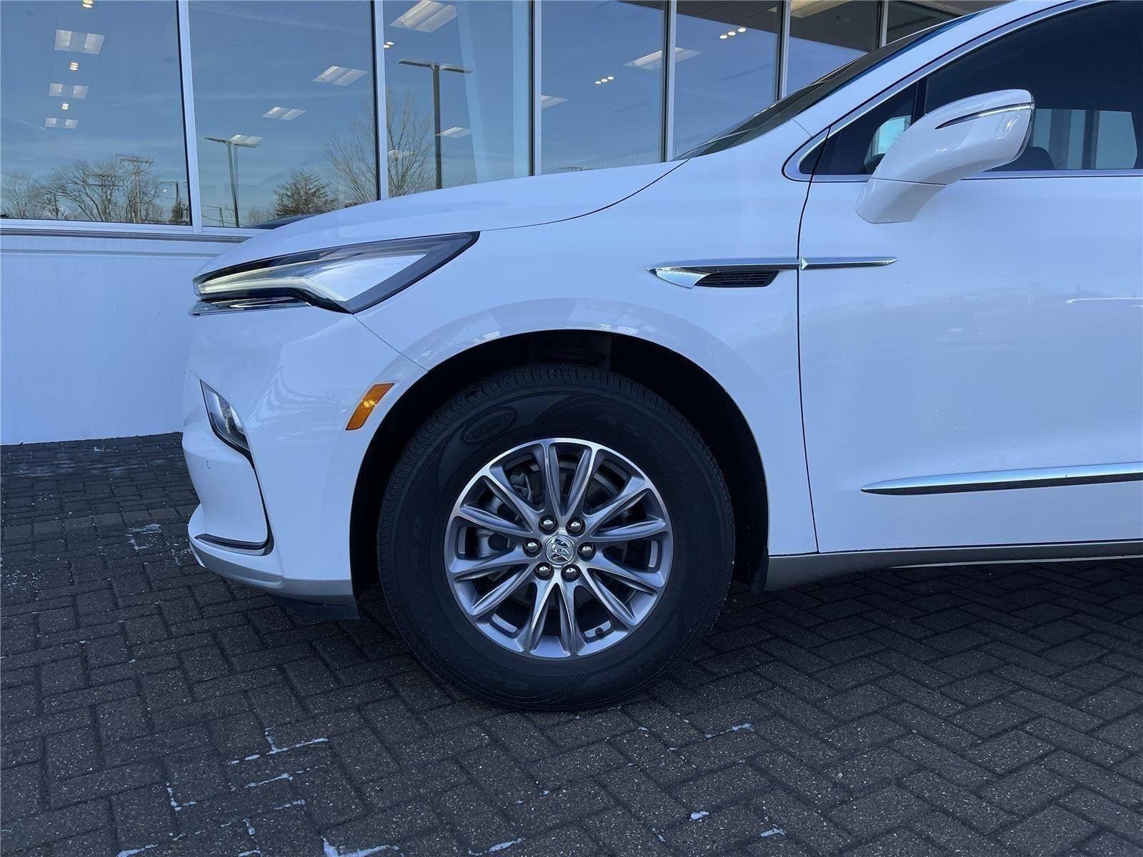 2023 Buick Enclave Essence - Photo 9