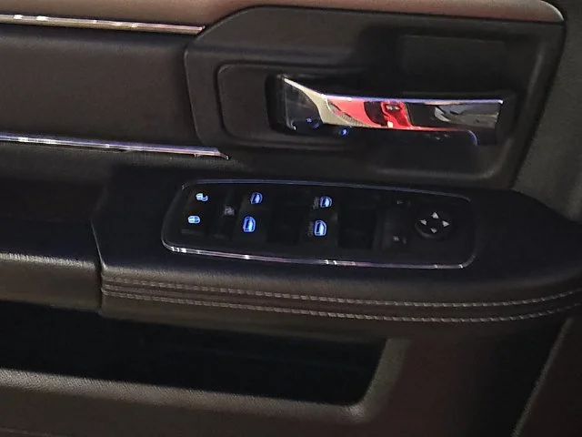 Used 2014 Red Ram Sport image 32