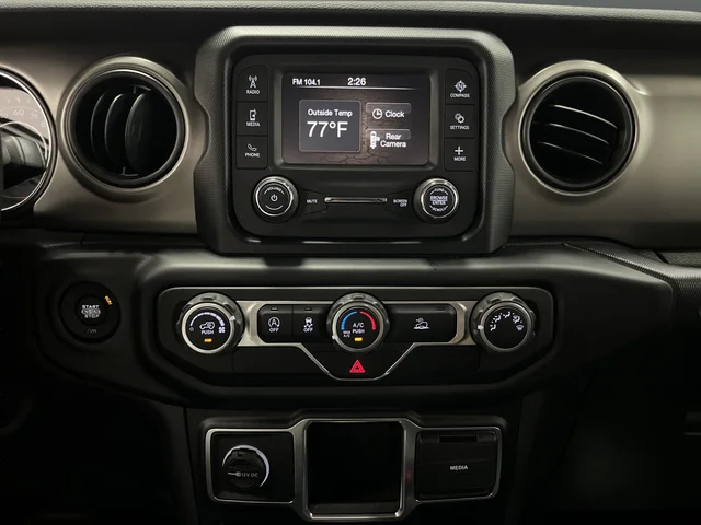 2021 Jeep Wrangler Sport - Photo 11