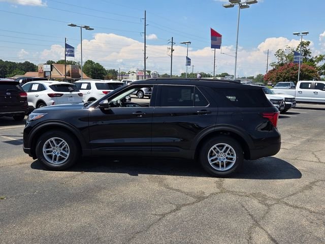 New 2026 Agate Black Metallic Ford Active image 4