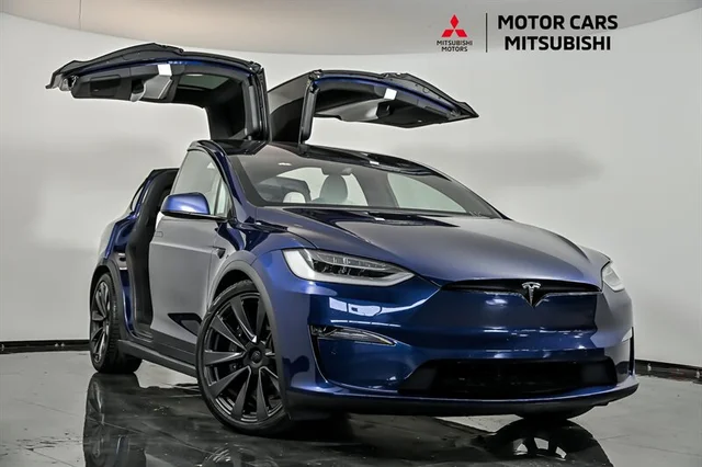 2023 Tesla Model X Standard Range