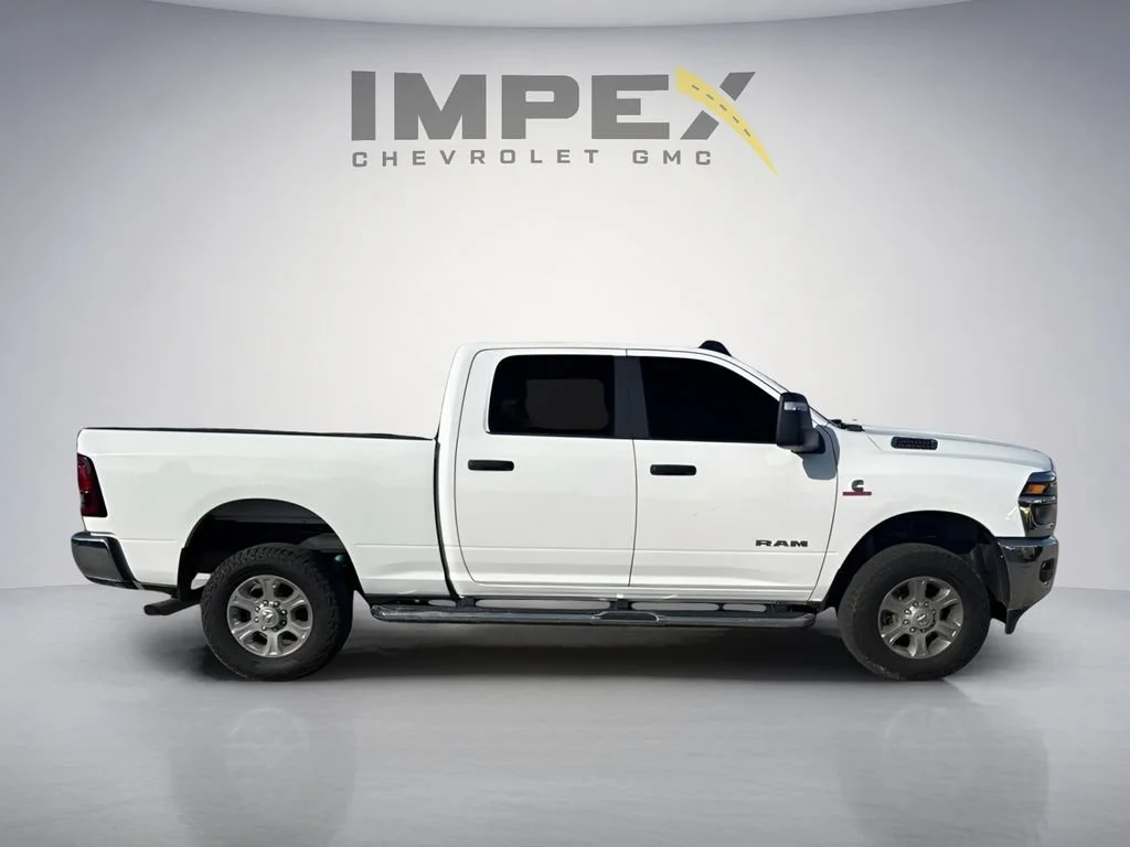 Used 2025 White Ram Big Horn image 6