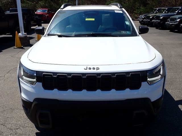 New 2026 Bright White Clear-Coat Exterior Paint Jeep Limited image 10