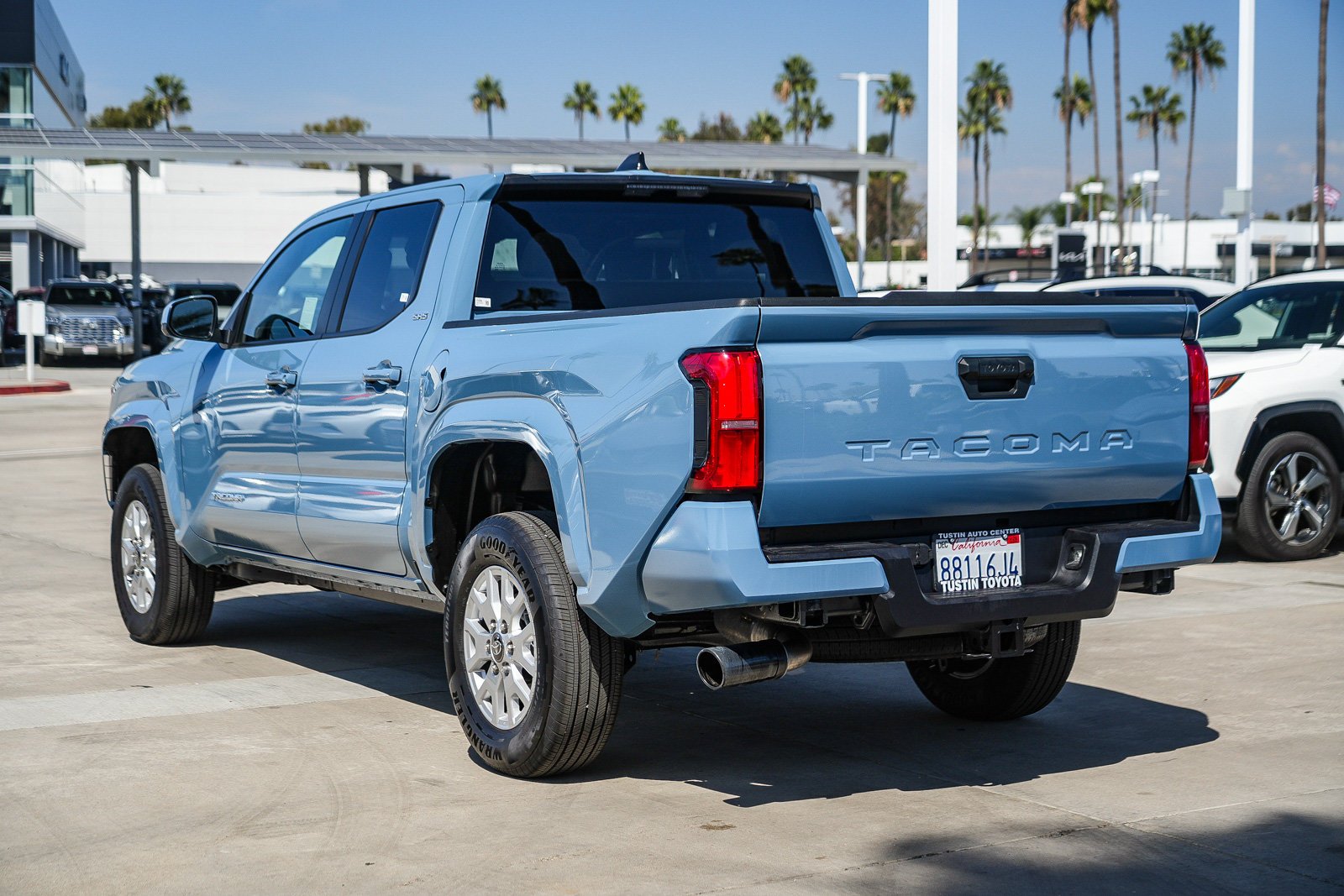Used 2026 Blue Toyota SR5 image 8
