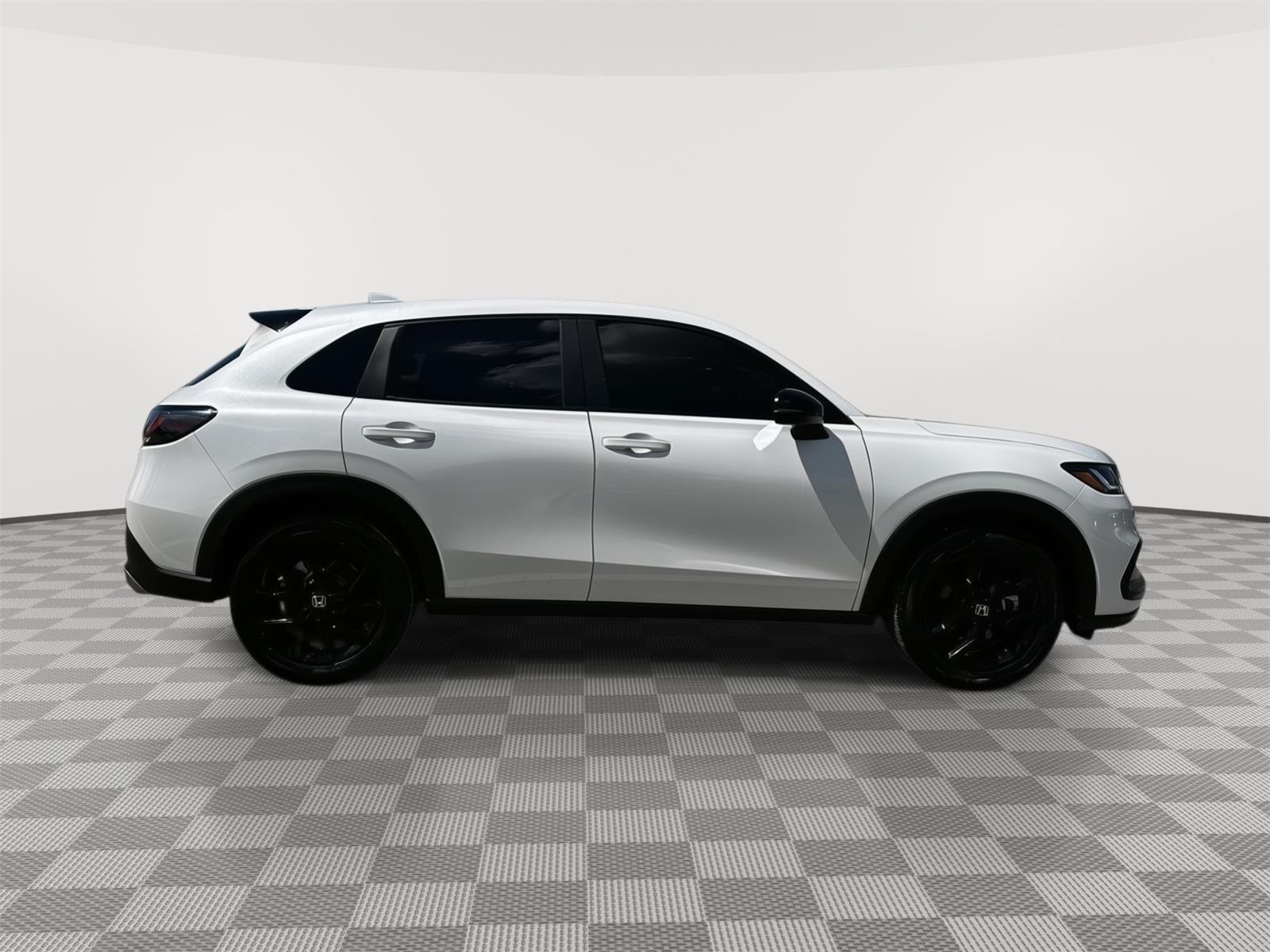 Used 2024 Platinum White Pearl Honda Sport image 7