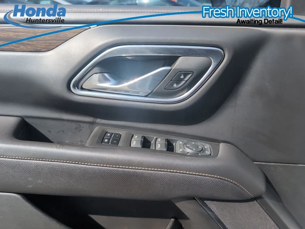 Used 2023 Summit White Chevrolet Premier image 32