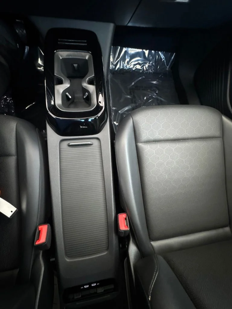 Certified Used 2022 Black Volkswagen Pro S image 18