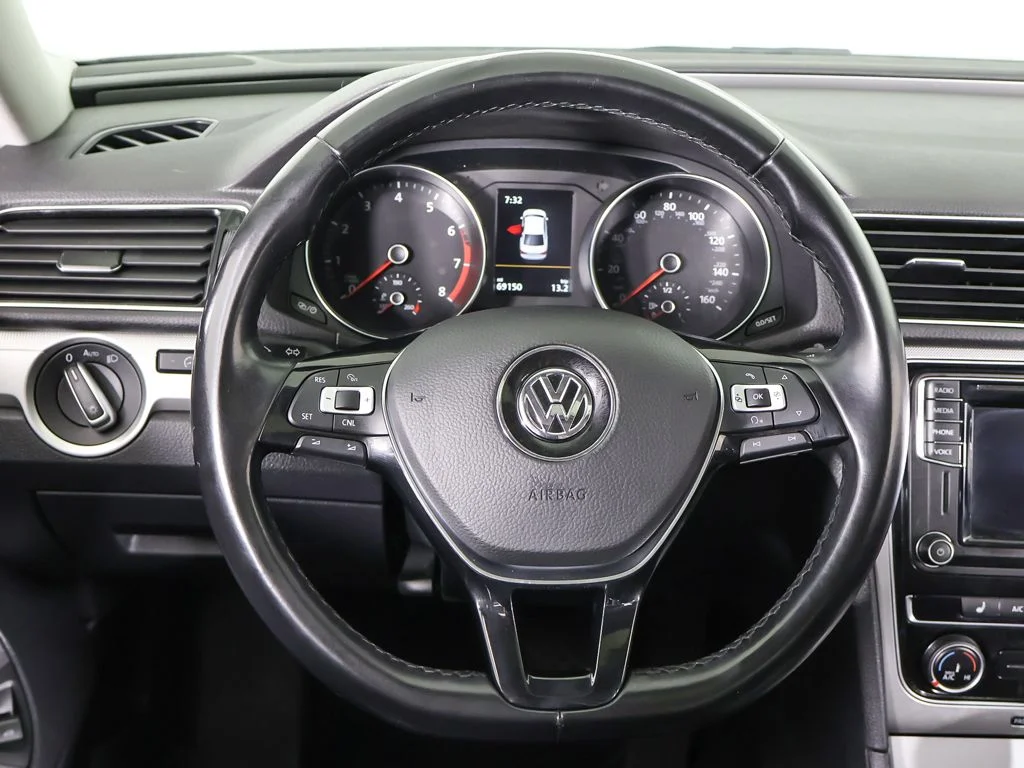 Used 2019 Deep Black Pearl Volkswagen 2.0T Wolfsburg image 39