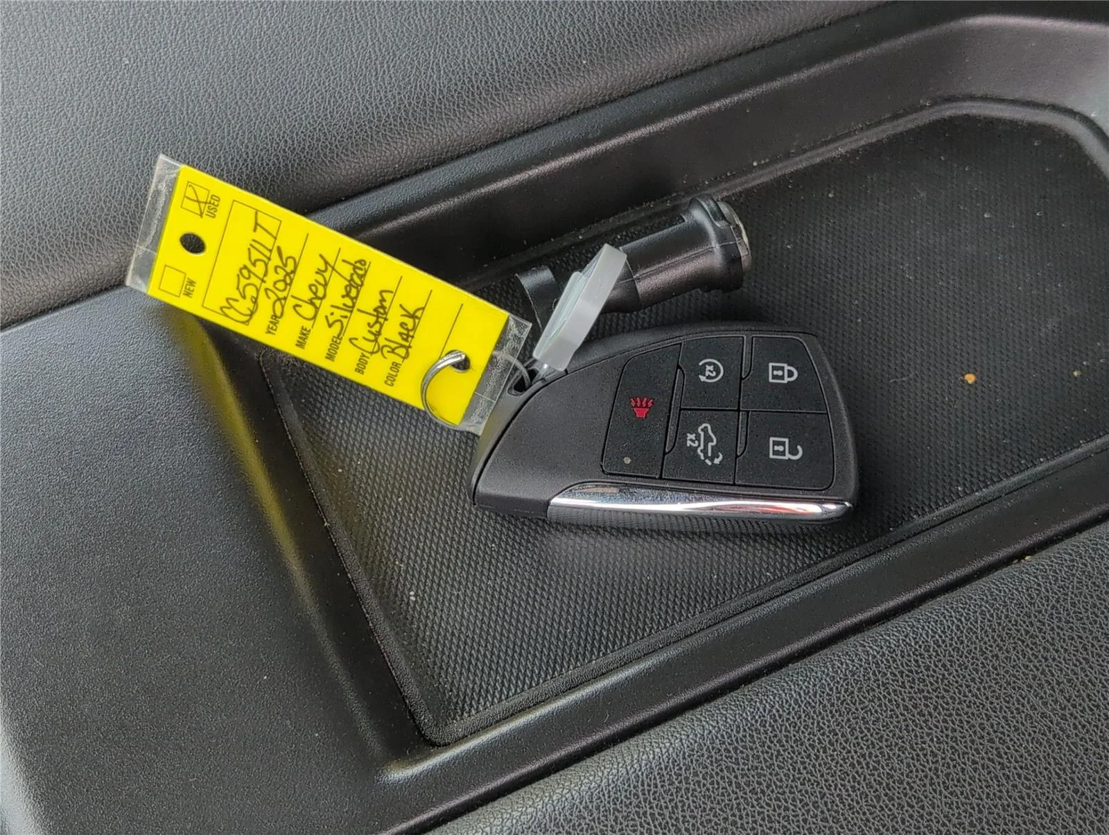 Used 2025 Black Chevrolet Custom image 35