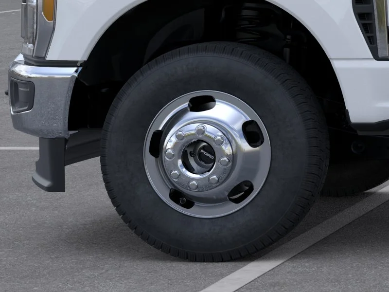 New 2026 Oxford White Ford F-350® XL image 44