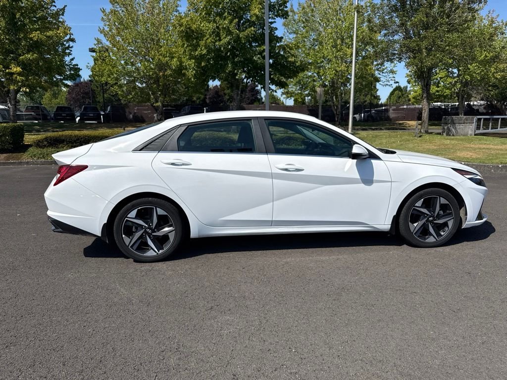 Used 2023 Lunar White Hyundai Limited image 7