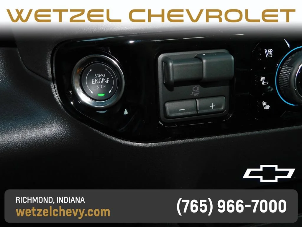 New 2026 Summit White Chevrolet ZR2 image 36