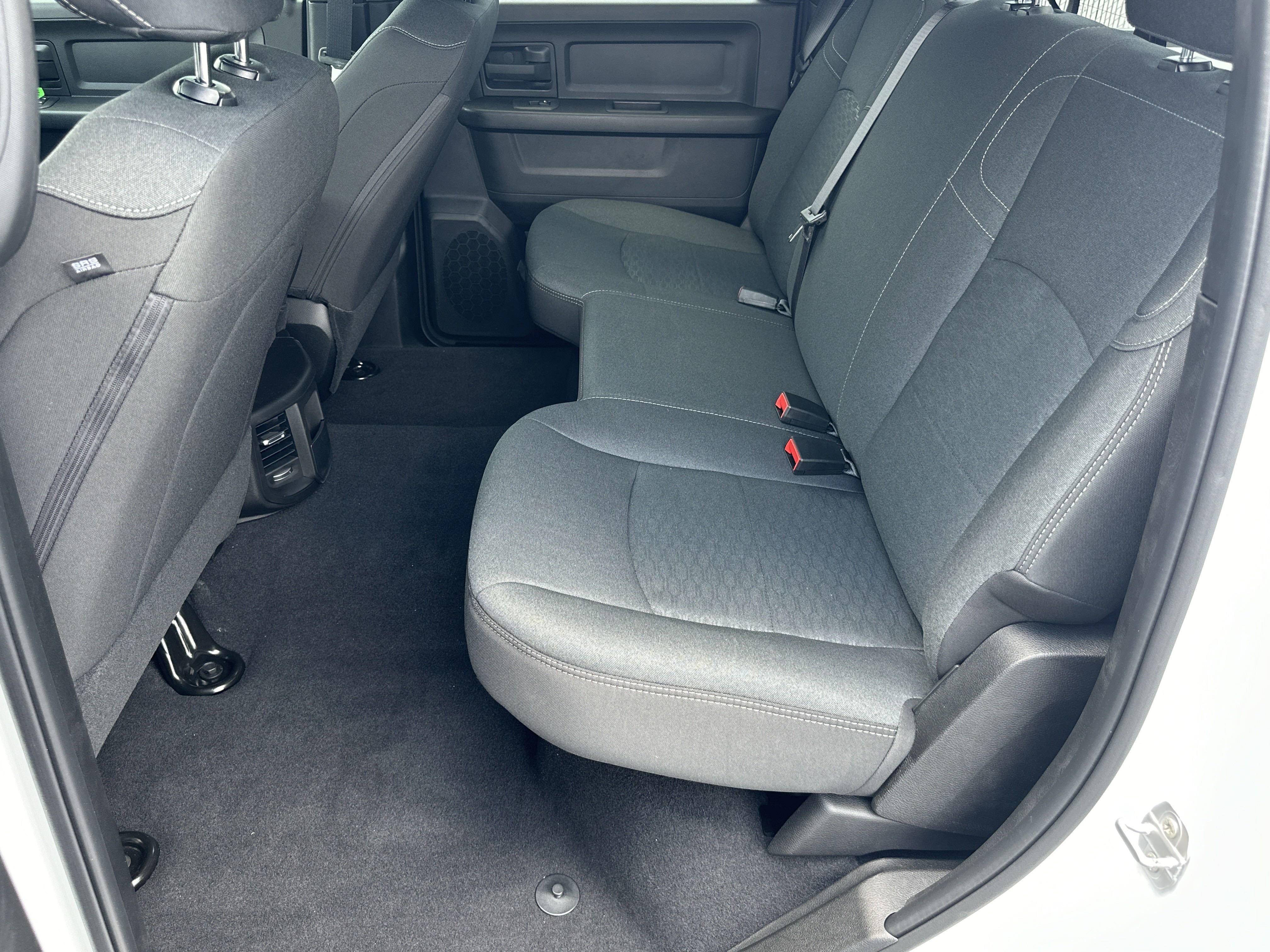 2025 RAM 3500 Tradesman - Photo 21