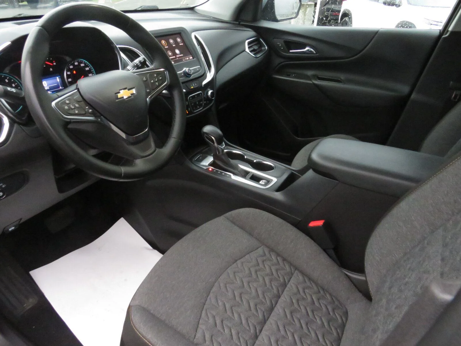 Used 2024 Sterling Gray Metallic Chevrolet LT image 22
