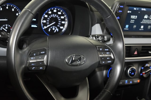 Used 2018 Black Hyundai SEL image 12