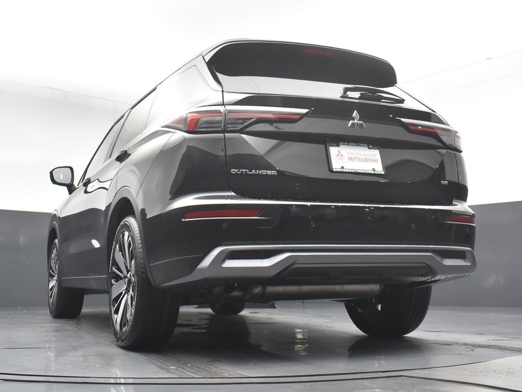 New 2026 Black Mitsubishi SE image 24