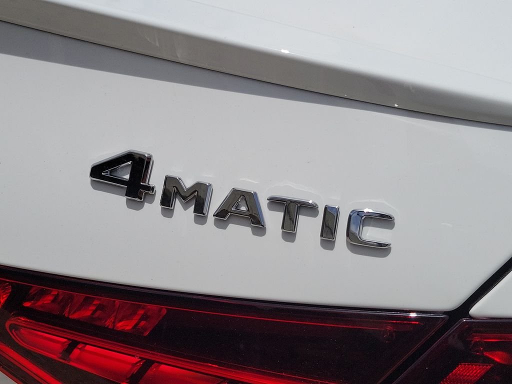 New 2026 White Mercedes-Benz C 300 image 7