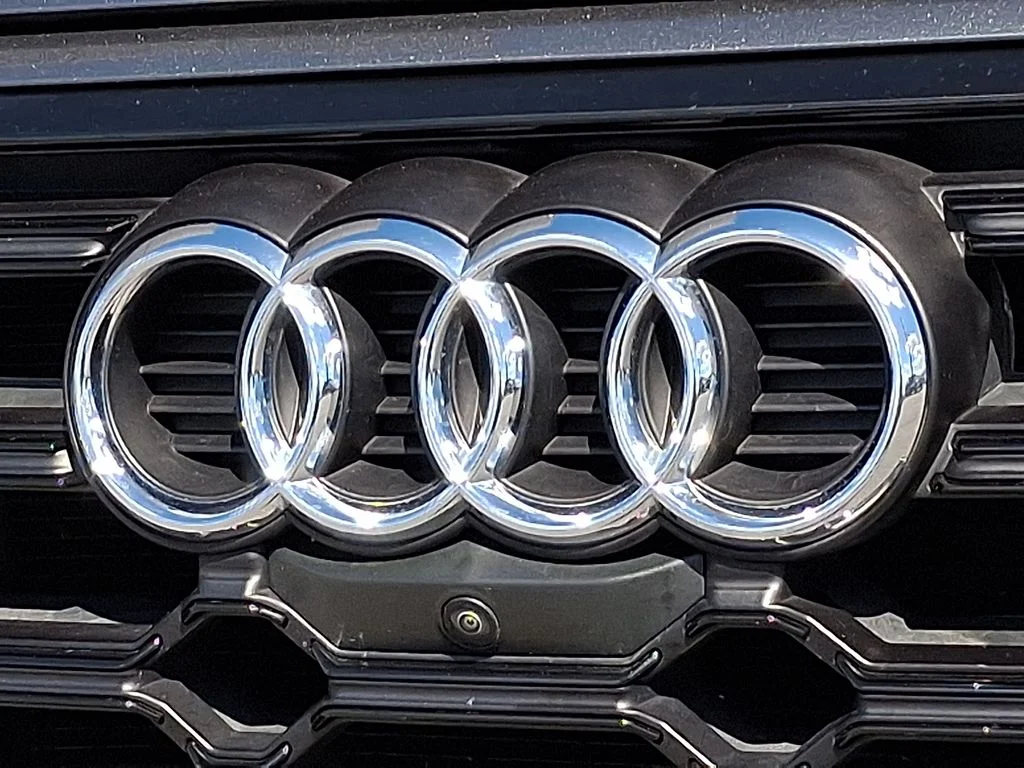 Used 2023 Daytona Gray Pearl Effect Audi Premium Plus image 28