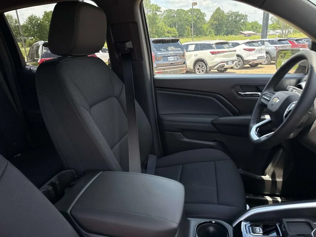 2026 Chevrolet Colorado LT - Photo 21