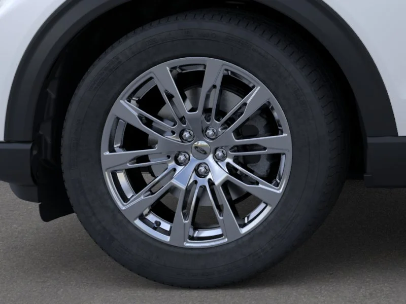 New 2026 Star White Metallic Tri-Coat Ford Platinum™ image 19