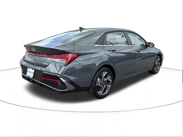 New 2026 Ecotronic Gray Hyundai Limited image 3
