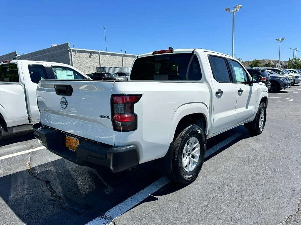 New 2026 Glacier White Nissan Crew Cab S image 3