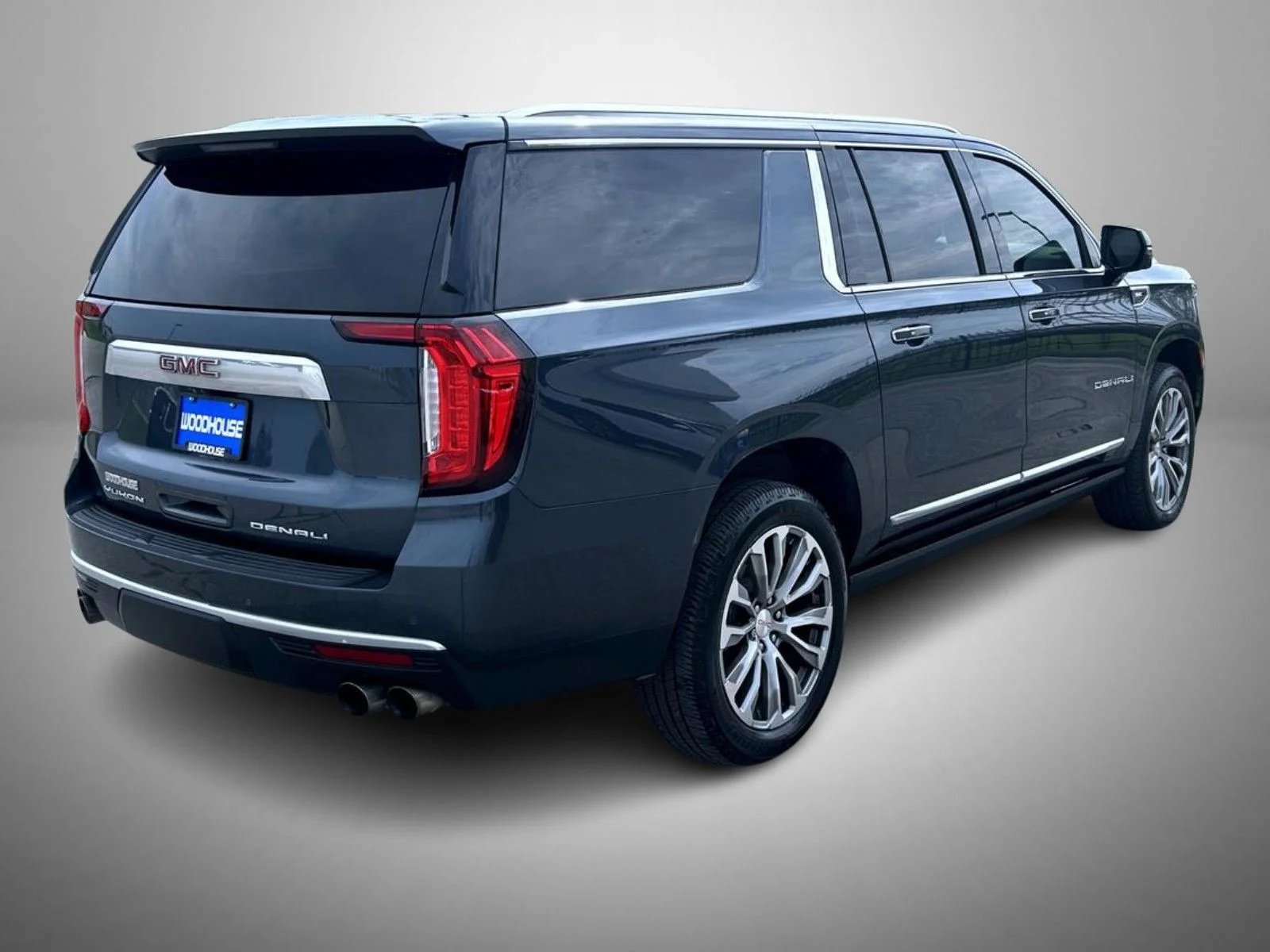 Used 2021 Blue GMC Denali image 5