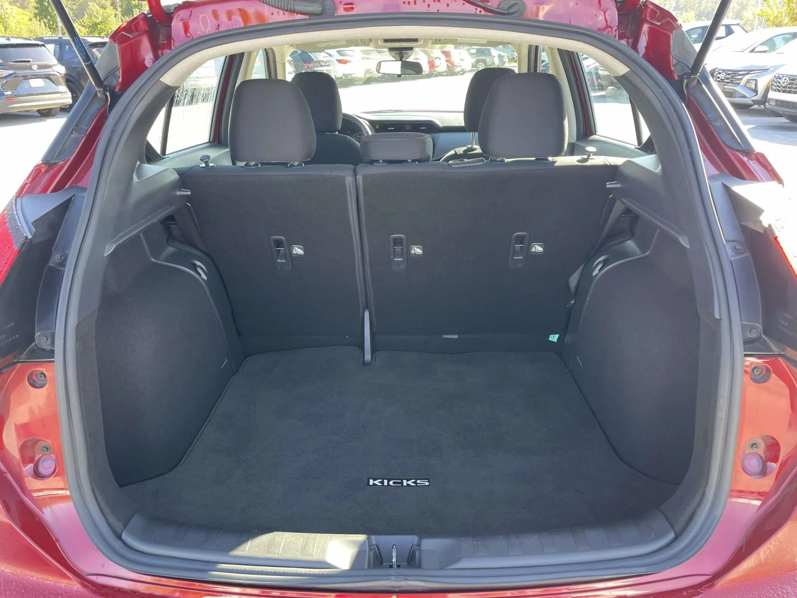 Used 2023 Scarlet Ember Tintcoat Nissan SV image 28